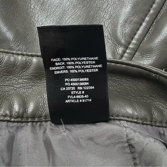 Aritzia Grey Faux Leather Stretch Modern Cargo Pant - Picture 11 of 14